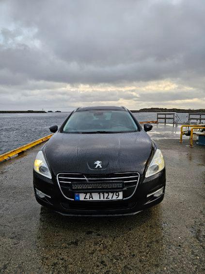 Peugeot 508 front